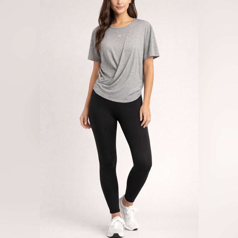 Nike Twist Front Gray Athleisure Top Casual Chic Workout Tee‎ Dri Fit L